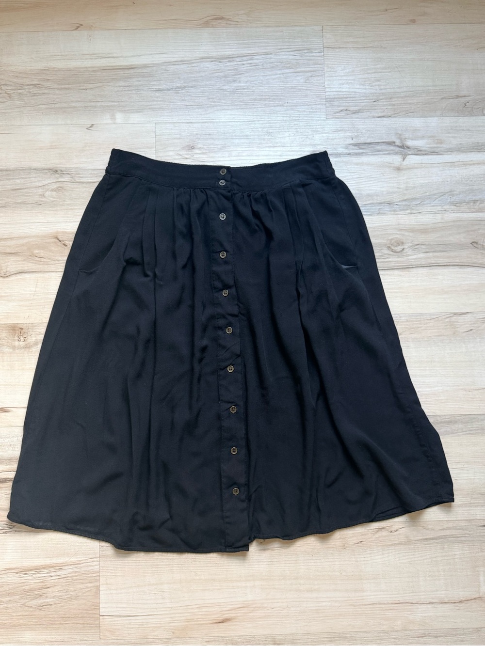 Forever 21 Black Button-Front A-Line Midi Skirt